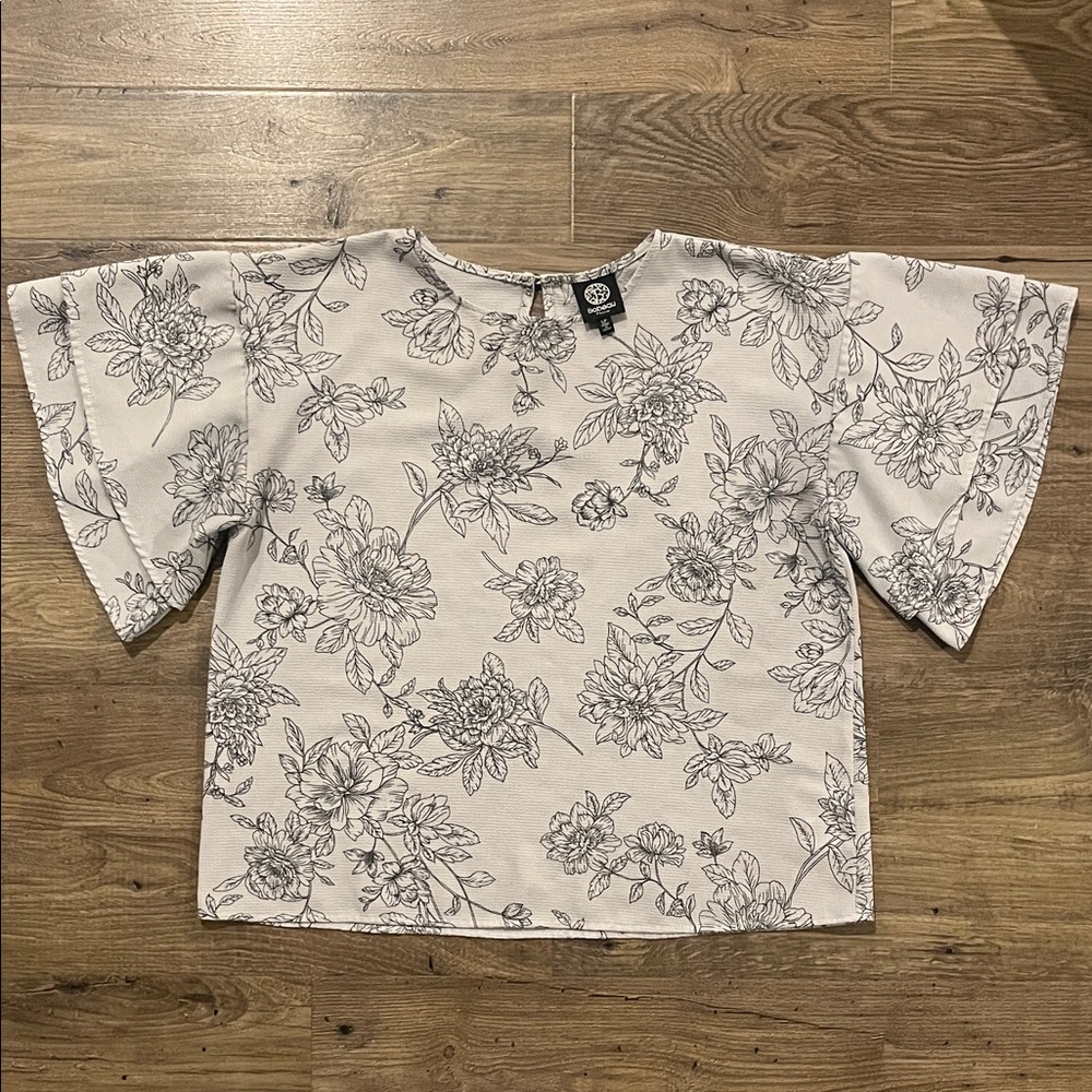 Bobeau Black and Cream Floral Blouse